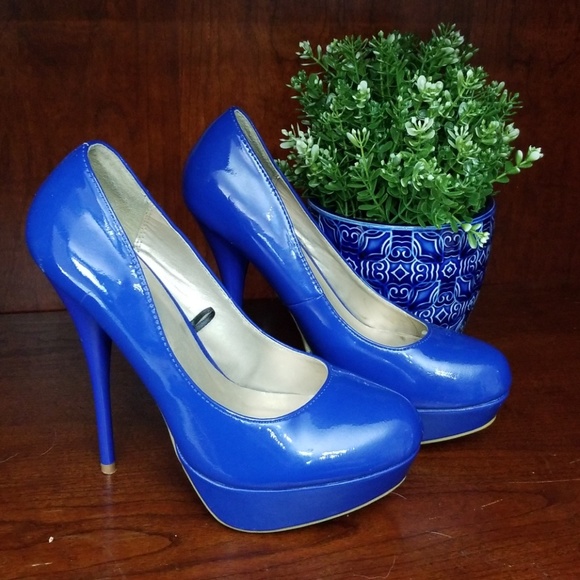 Forever 21 Shoes - Forever 21 High Blue Stiletto Pumps Heels